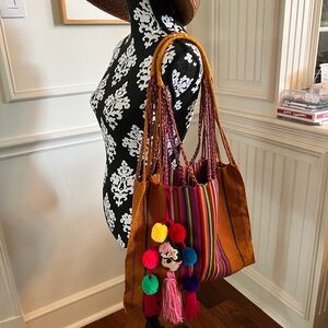 Beach Bag hammic handles stylish boho vibe.